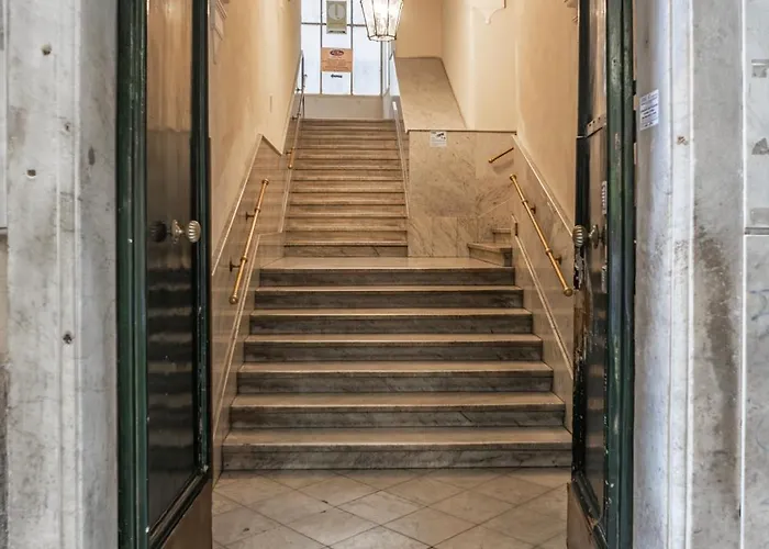 Spinola Palace * Janov